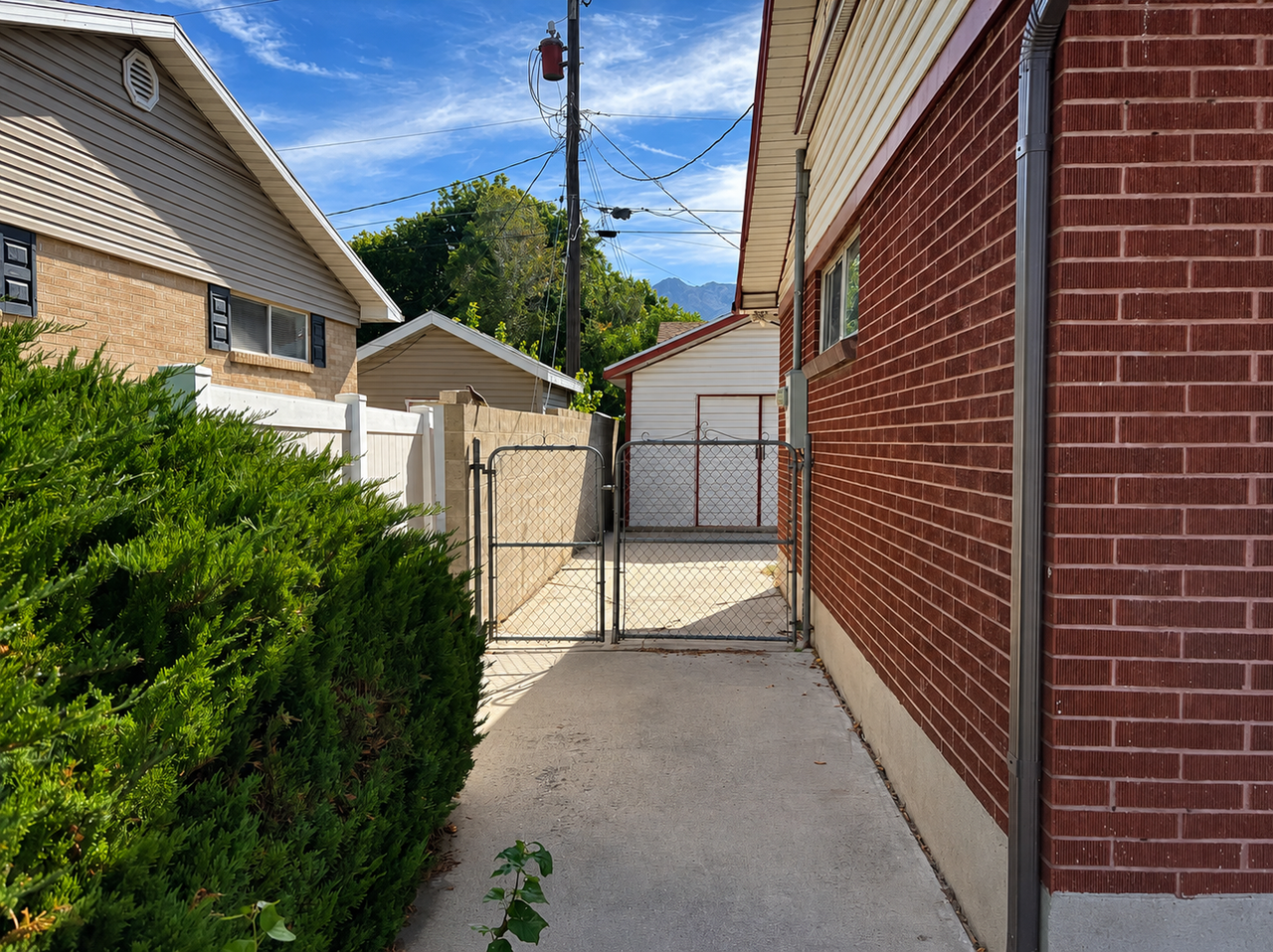 6087 S 1430 E #B - Photo 2 of 18