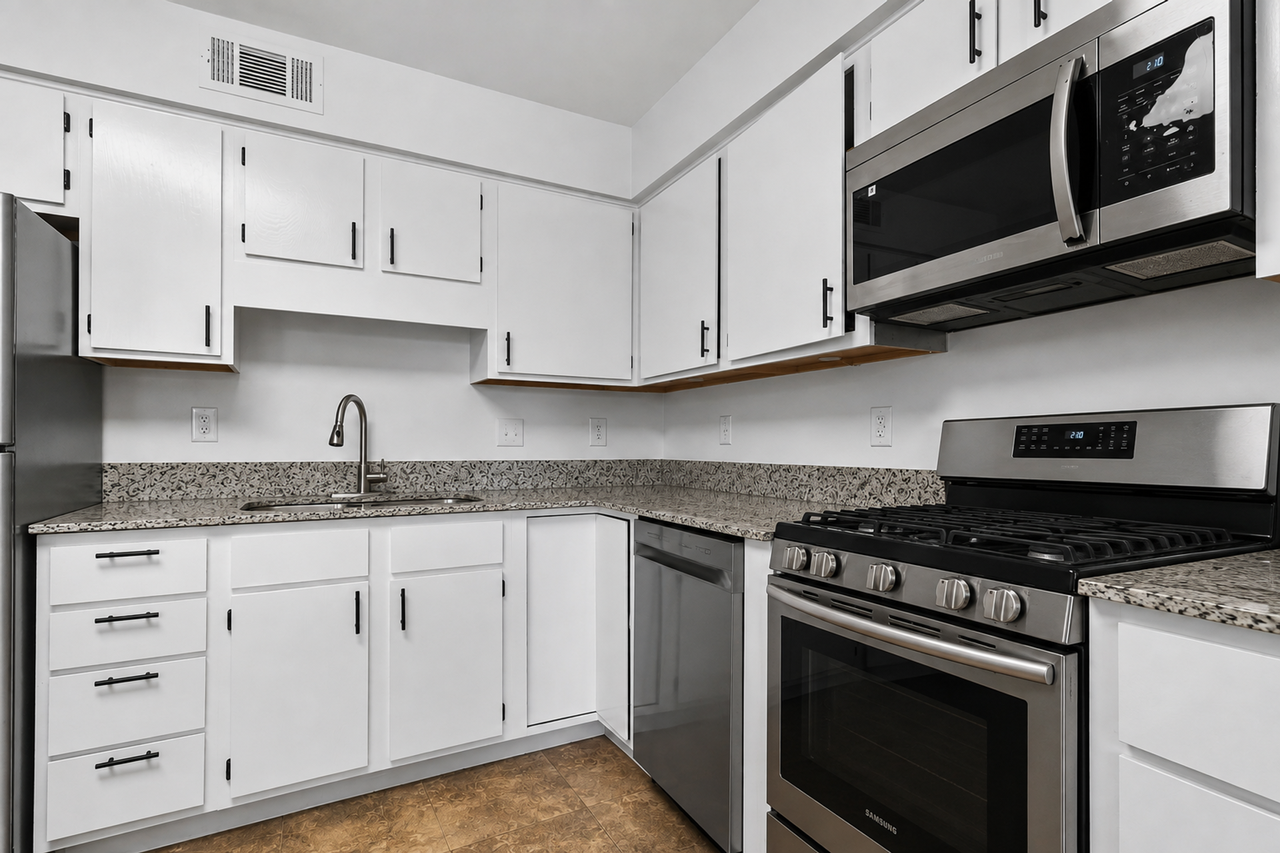 Robinson Park Apartments - Photo 3 of 28