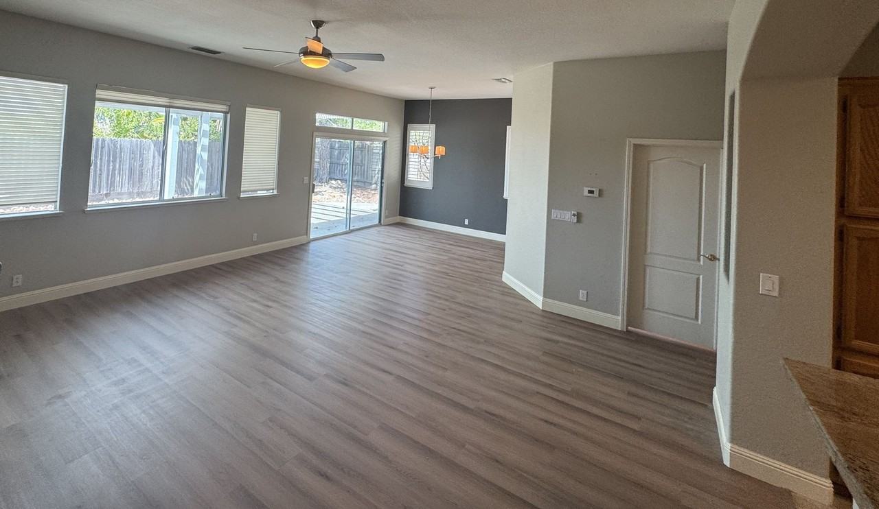 1033 Halidon Way - Photo 6 of 24