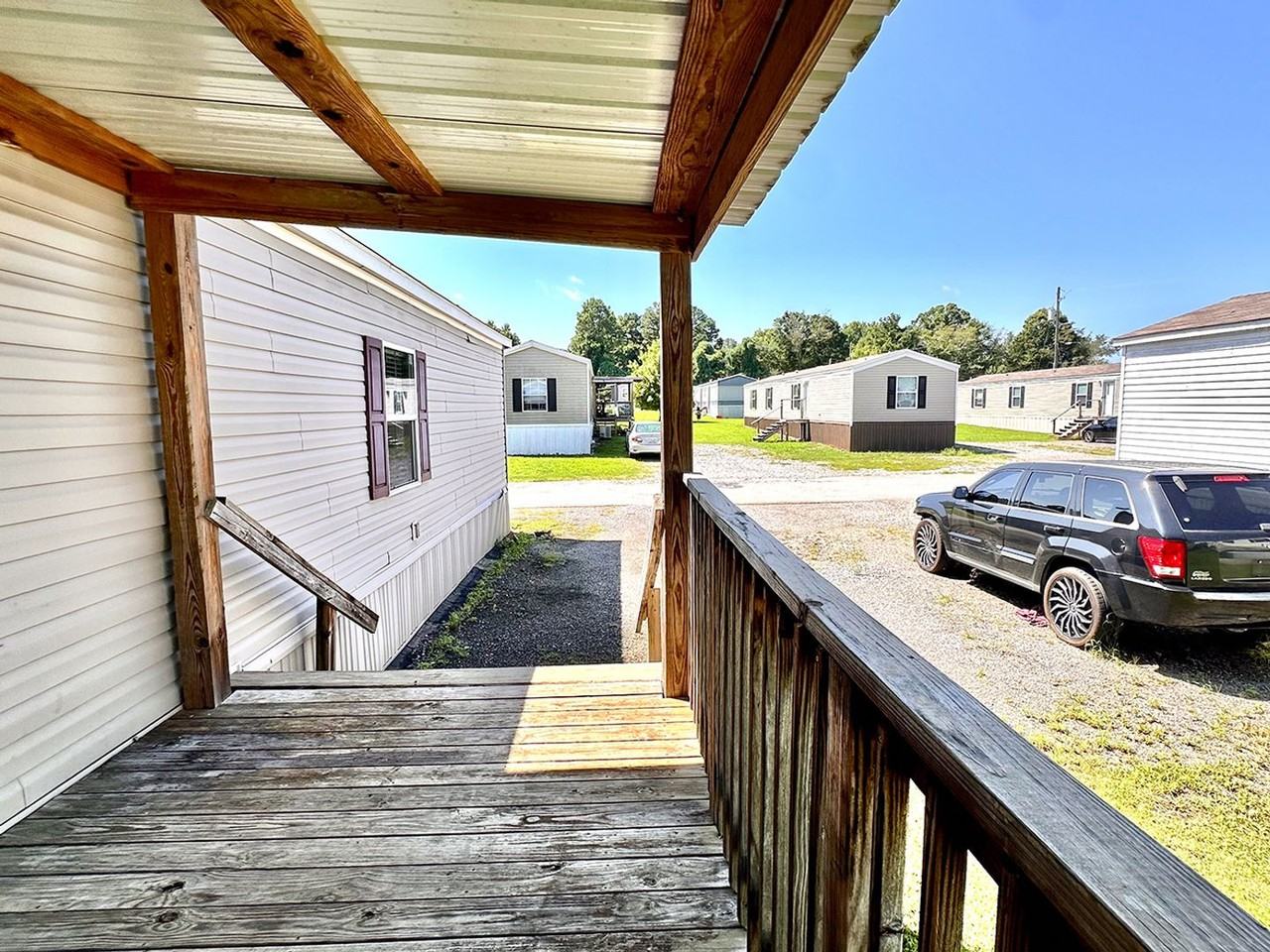 1007 Alexandria Rd Sw - Photo 5 of 31