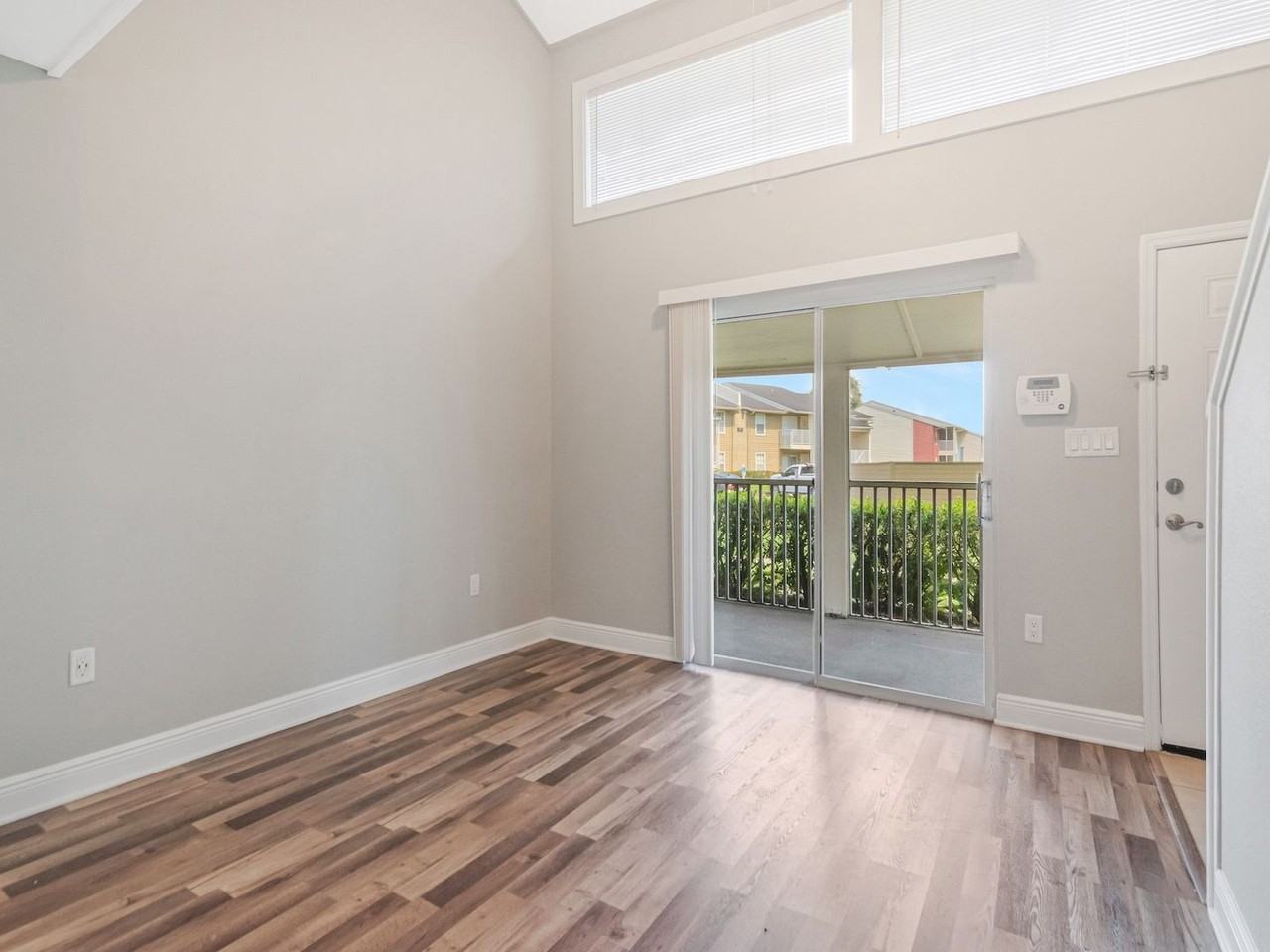 305 Lake Parsons Grn #101 - Photo 5 of 23
