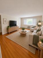 featured image of 122 W Main St