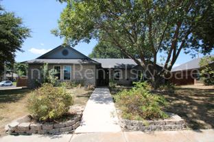 4817 Castlewood Dr - Photo 1 of 1