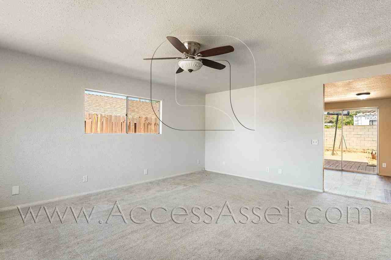 33220 Schaper St - Photo 4 of 25
