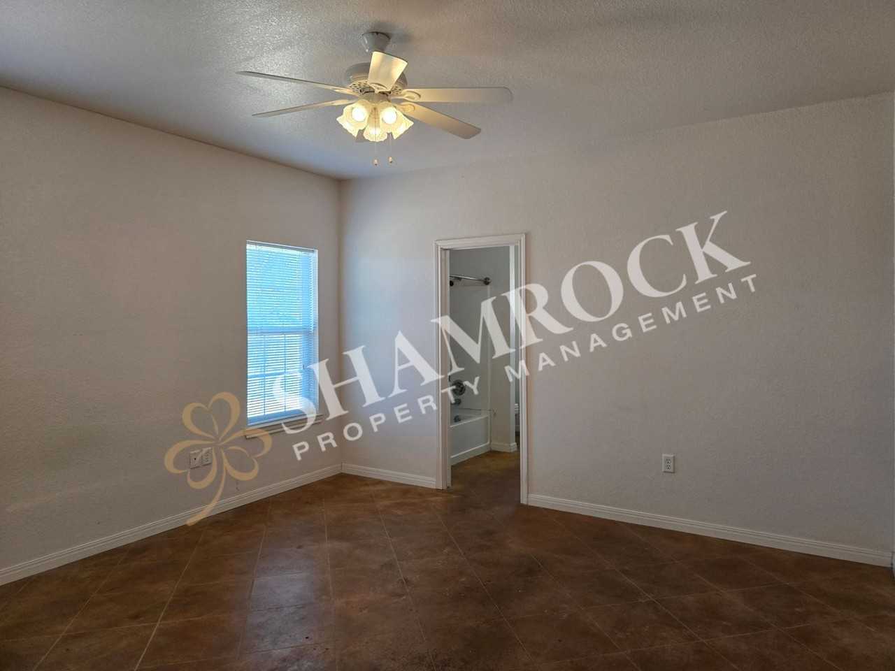 3057 Clydesdale Way - Photo 4 of 7