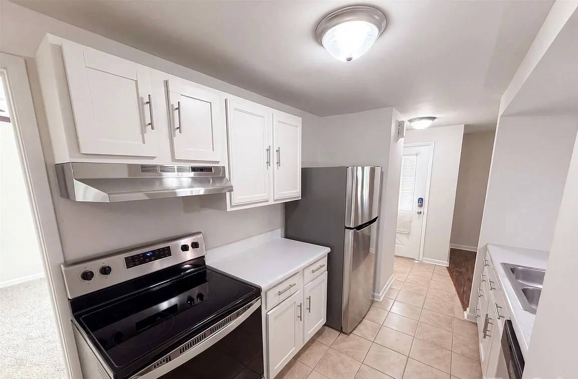 3619 Gustar Court - Photo 5 of 12