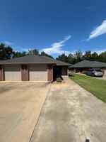 featured image of 103 103 Sequoya Dr. A & B