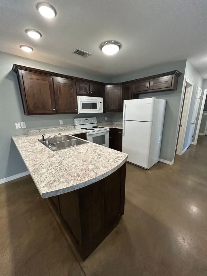 103 103 Sequoya Dr. A & B - Photo 5 of 17