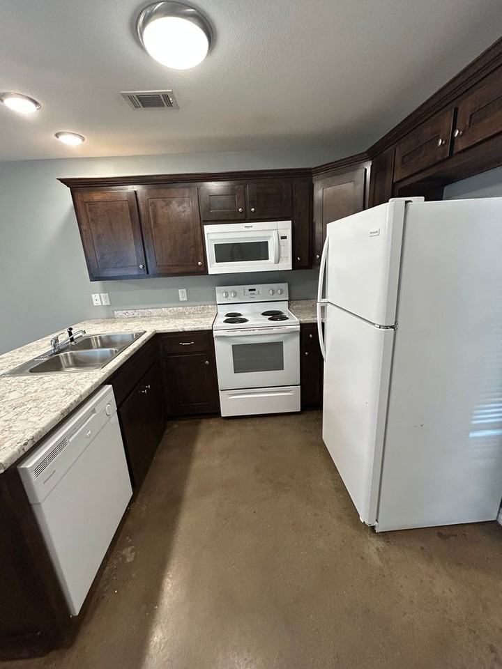 103 103 Sequoya Dr. A & B - Photo 6 of 17