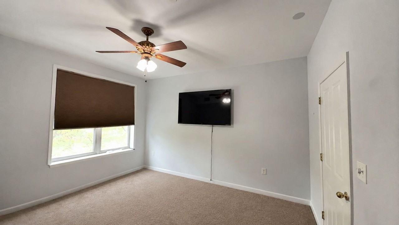230 Nat Turner Blvd S #2004 - Photo 5 of 8