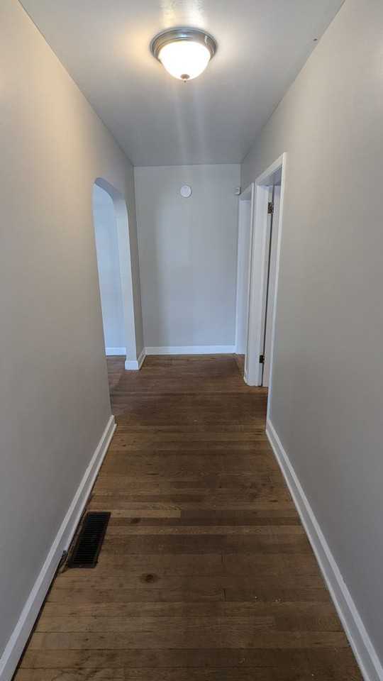 1411 Yale Ave Nw #1 - Photo 4 of 25