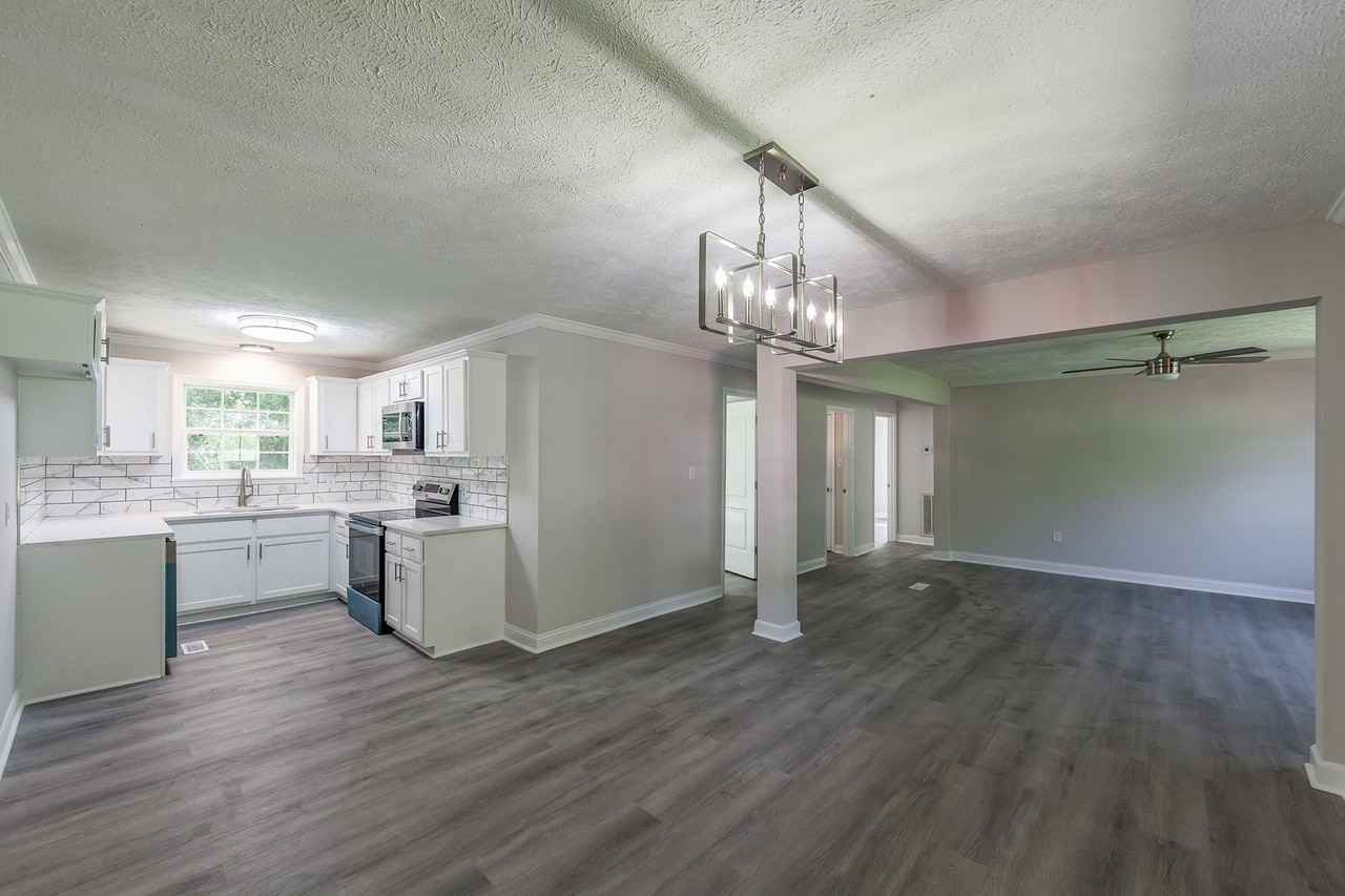 28 Falcon Rd - Photo 5 of 25