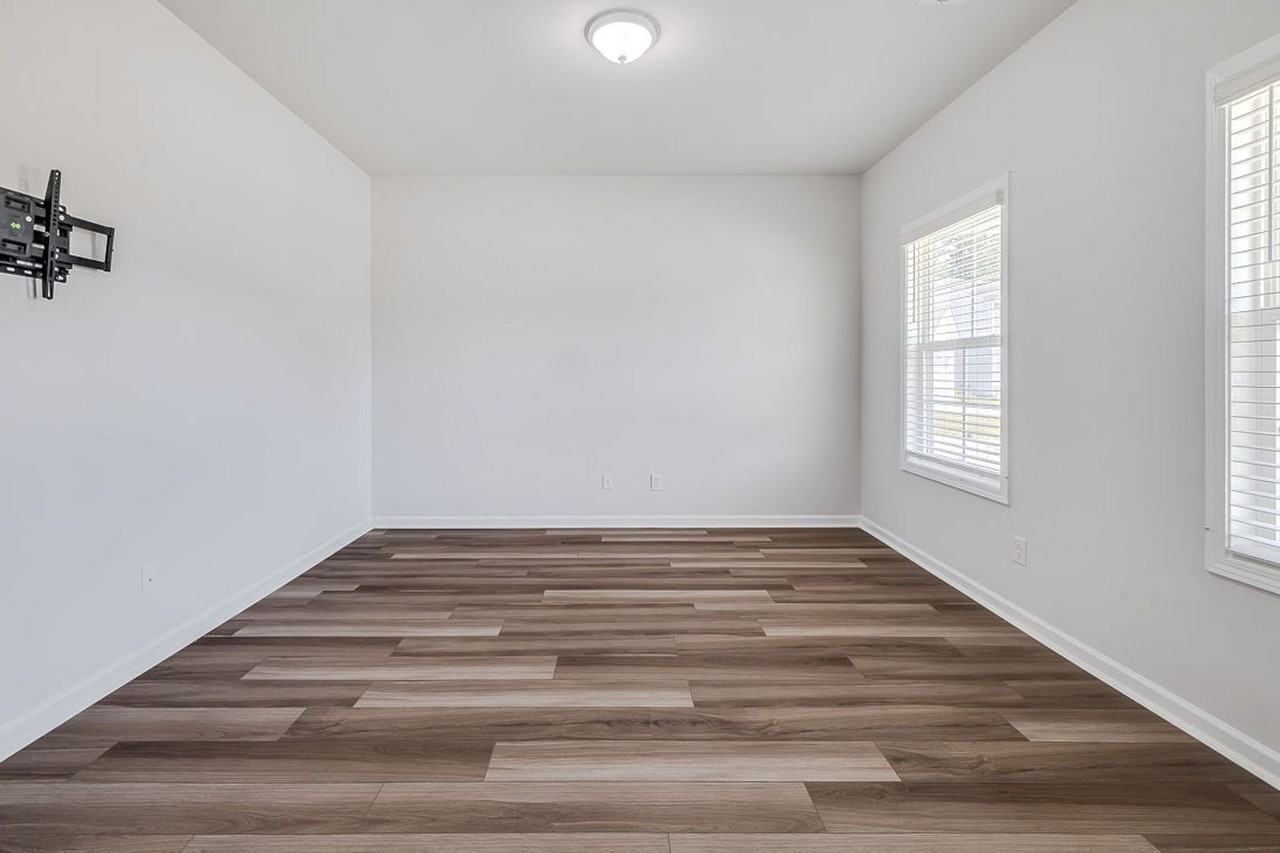 124 Jennie Dr - Photo 6 of 46