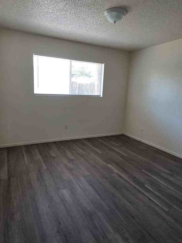 114 Garnsey Ave Apt A - Photo 7 of 14