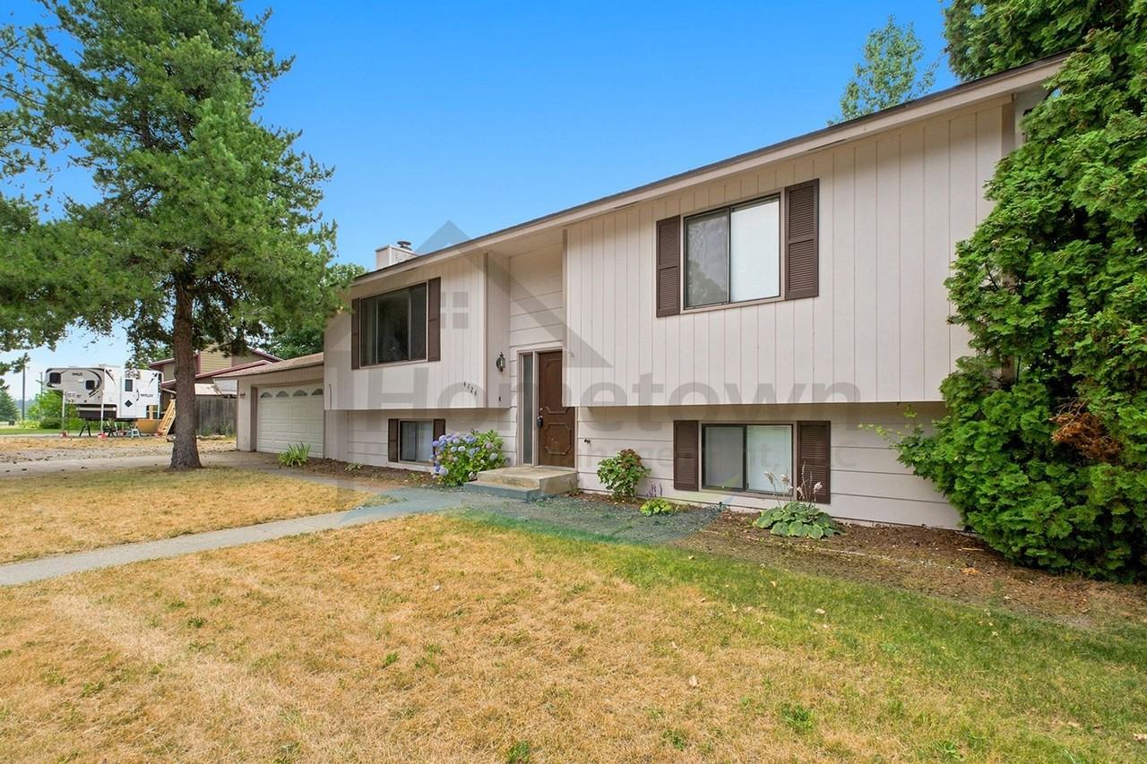 4424 Redding Rd - Photo 4 of 50