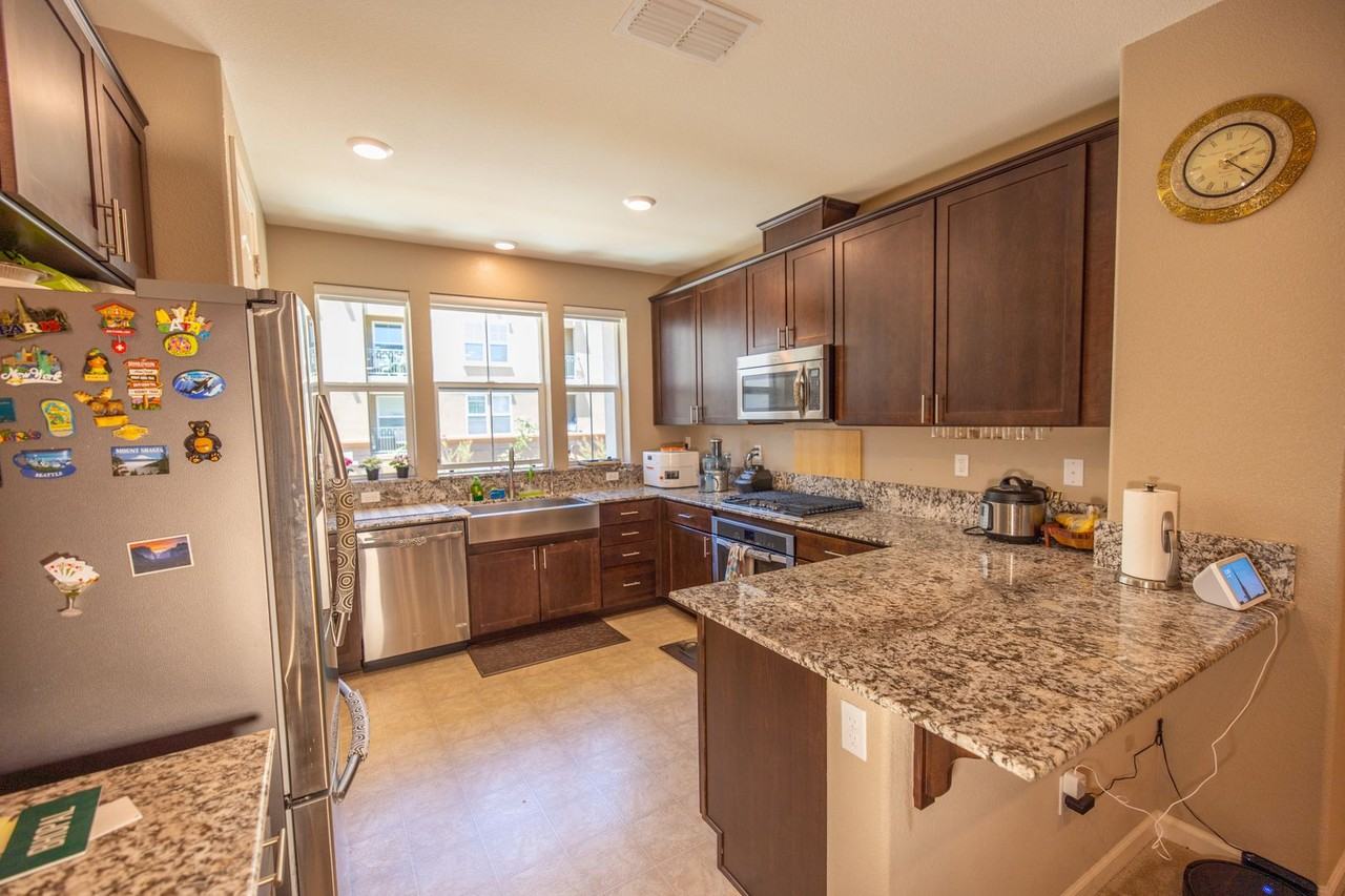 526 Barcelona Loop - Photo 3 of 25