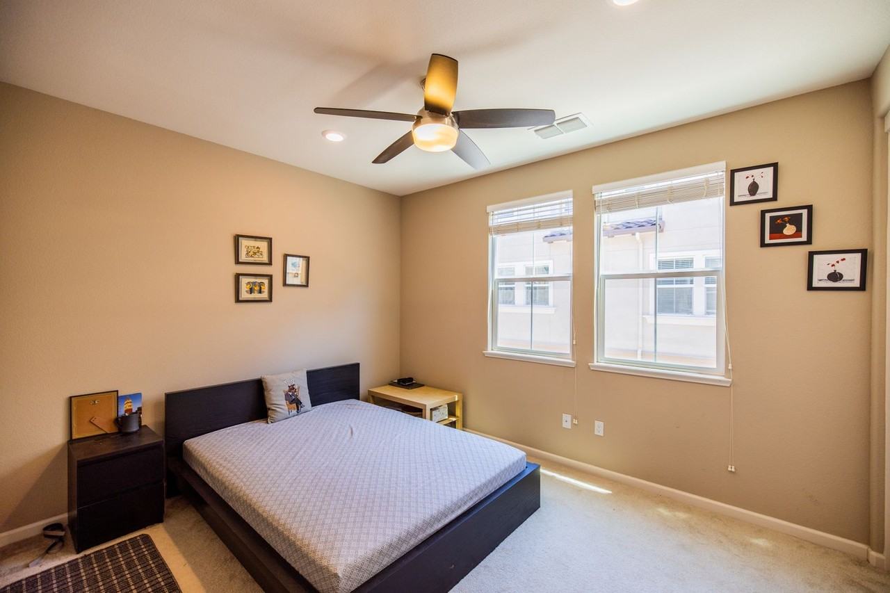 526 Barcelona Loop - Photo 7 of 25