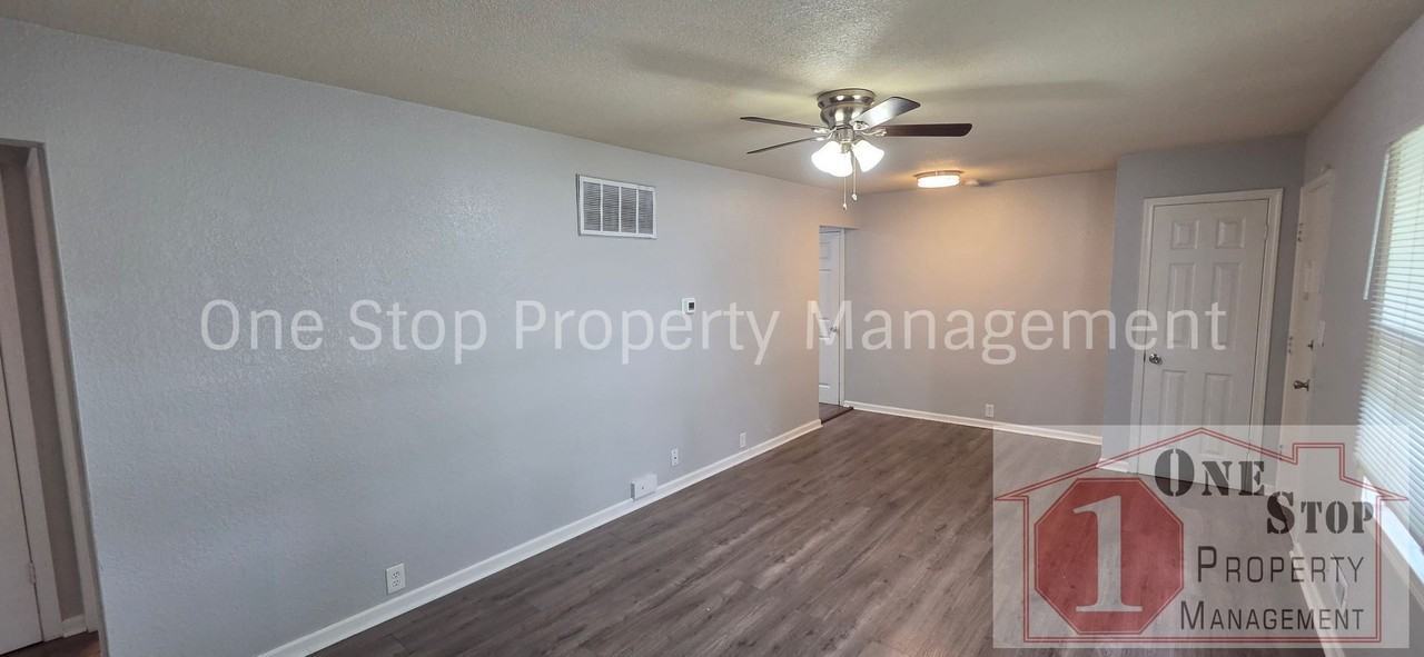10906 Newton Ave - Photo 2 of 20