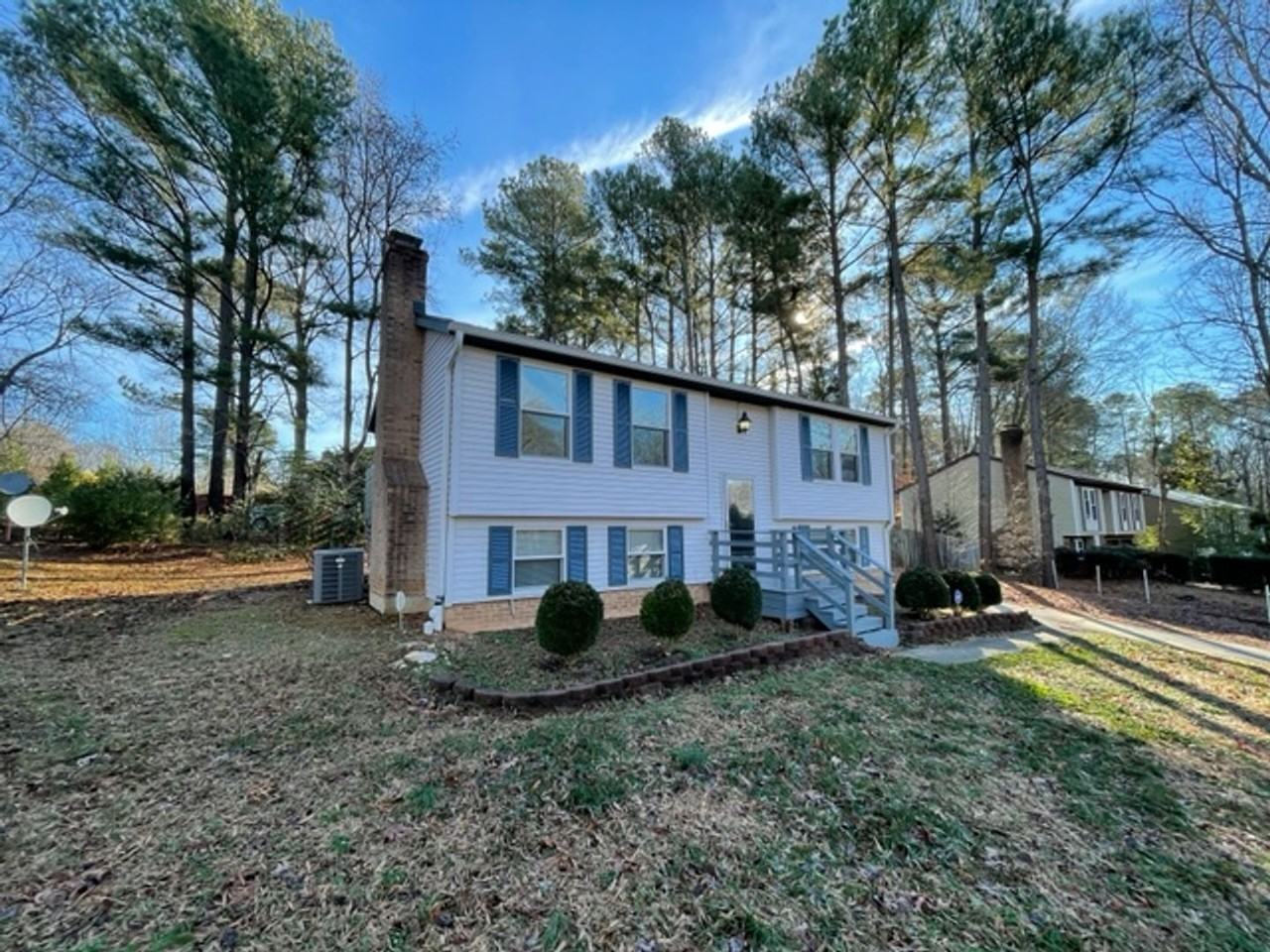 101 Indigo Dr - Photo 4 of 35