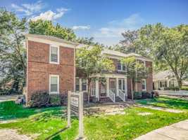 featured image of 10 Peach St