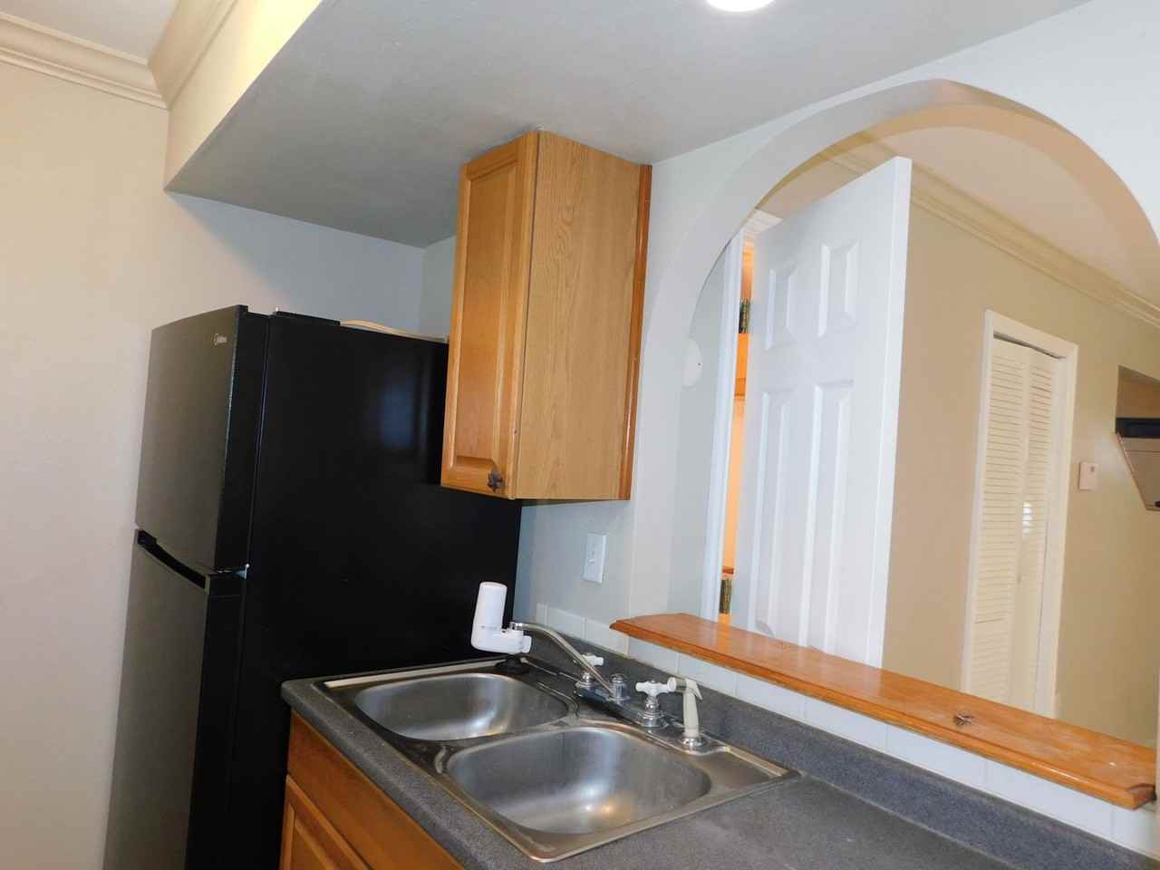 7322 Oak Manor Dr - Photo 7 of 17