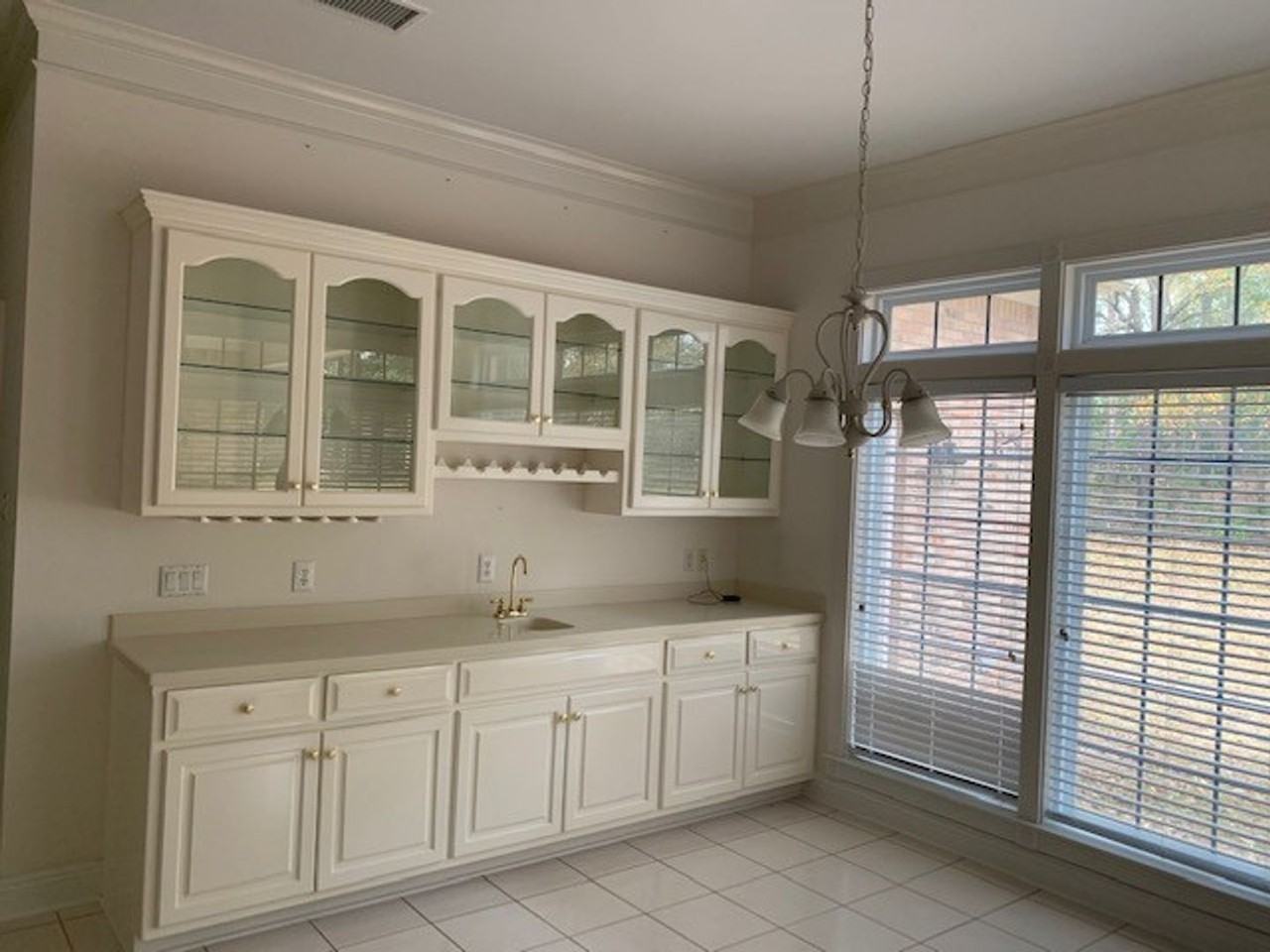 3281 Benyard Dr - Photo 5 of 22