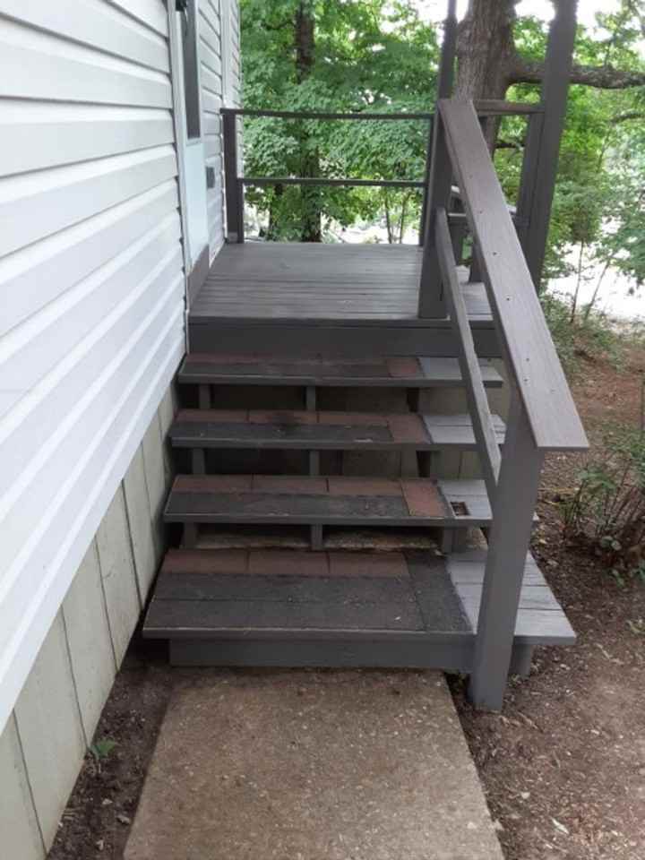 143 Wainwright Rd - Photo 4 of 16