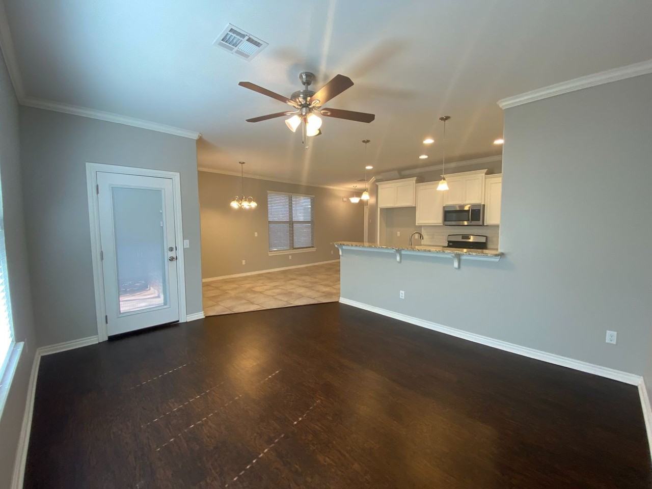 1812 Ne 135th St - Photo 6 of 22