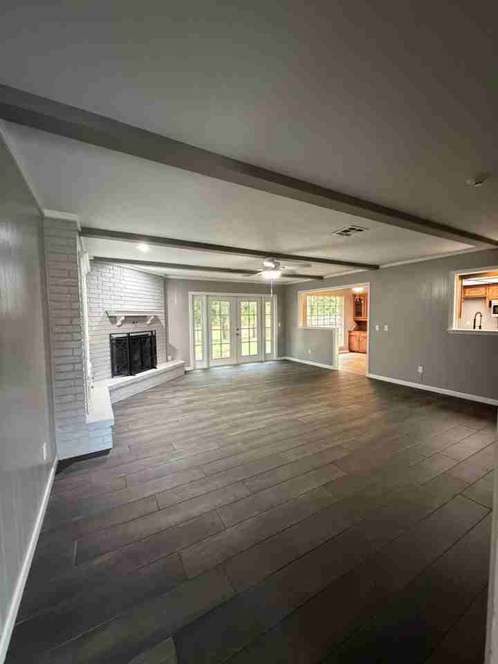 11404 N Ann Arbor Ave - Photo 6 of 38