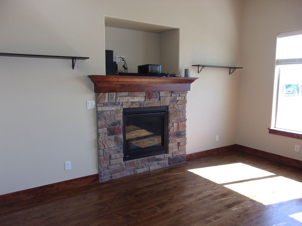 3532 Red Feather Trl - Photo 4 of 28