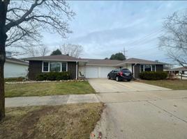 featured image of 2411 N Eugene St