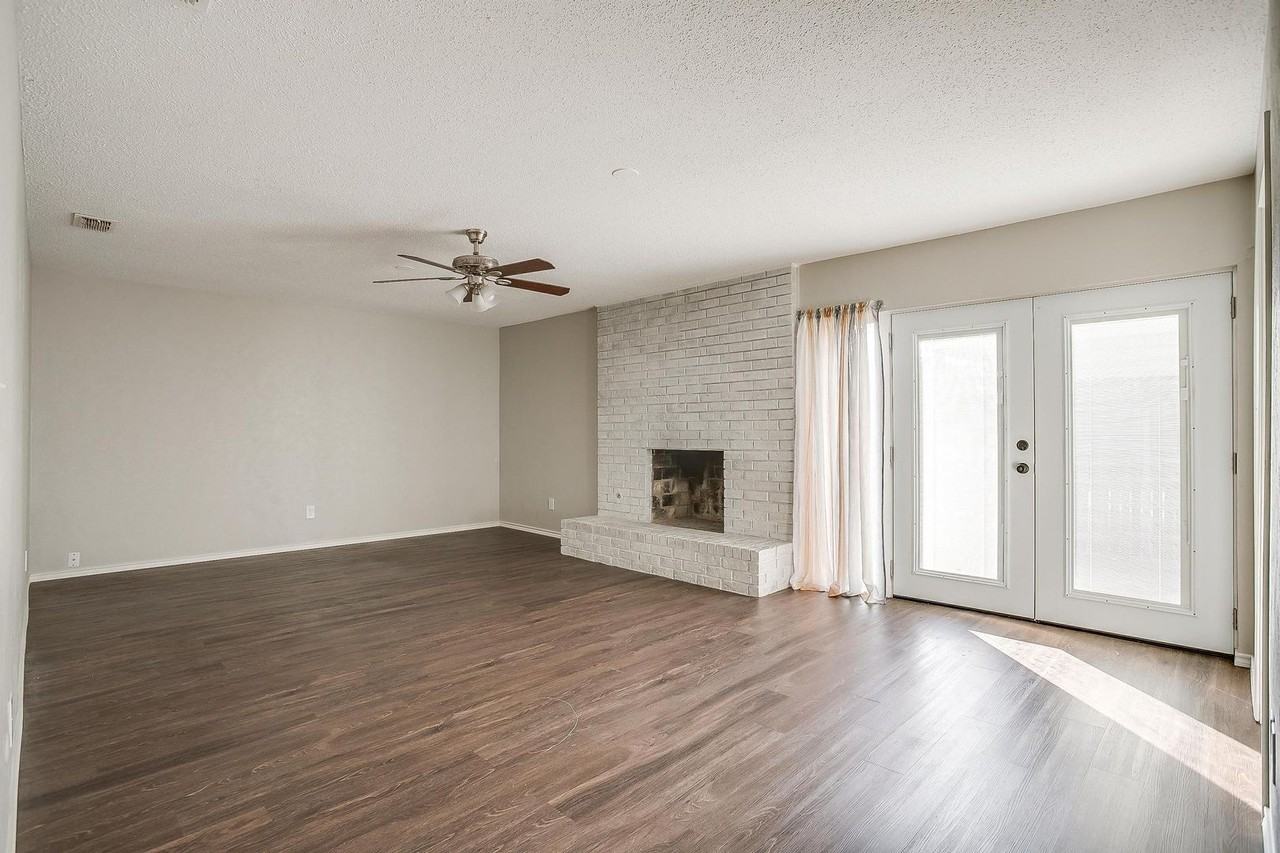 4409 Altamesa Blvd - Photo 6 of 23