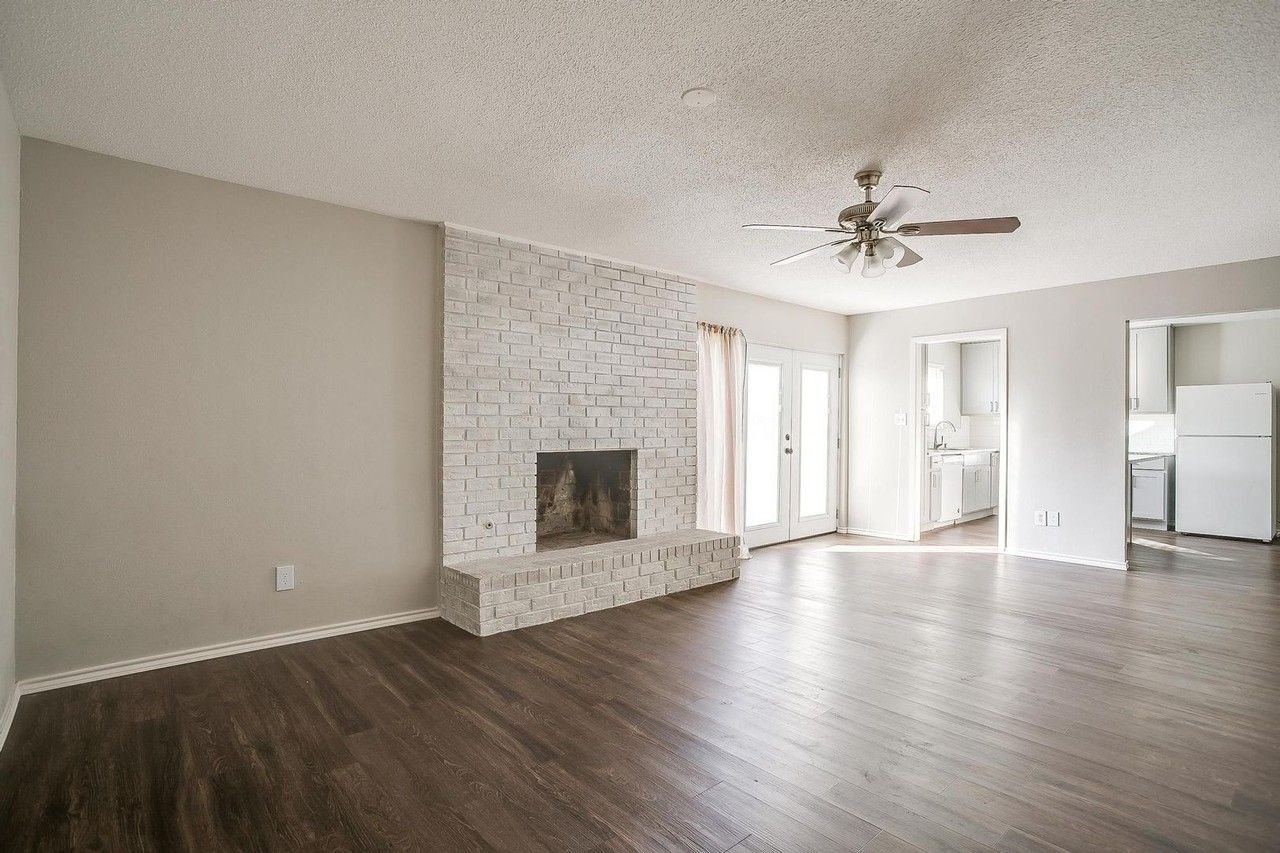 4409 Altamesa Blvd - Photo 7 of 23