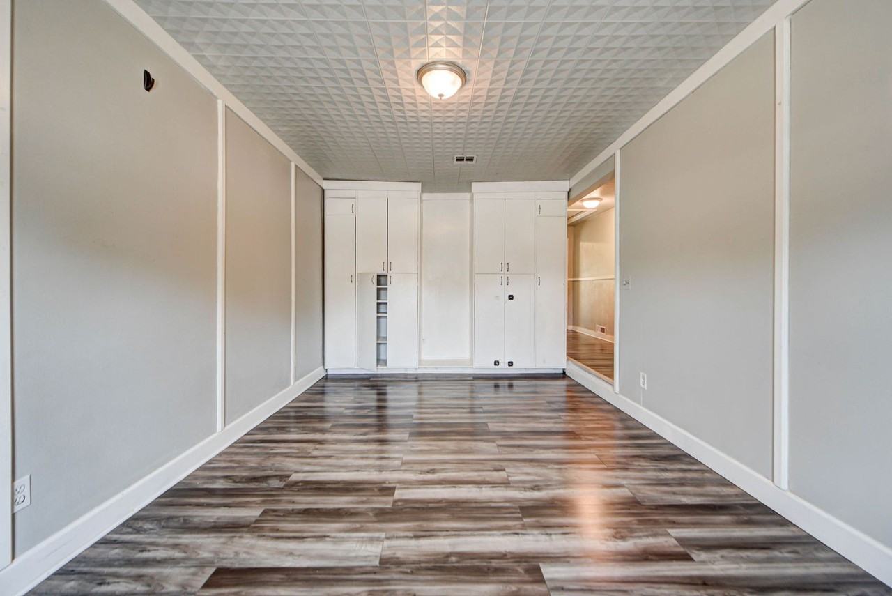 773 Sw 2nd St - Photo 5 of 27