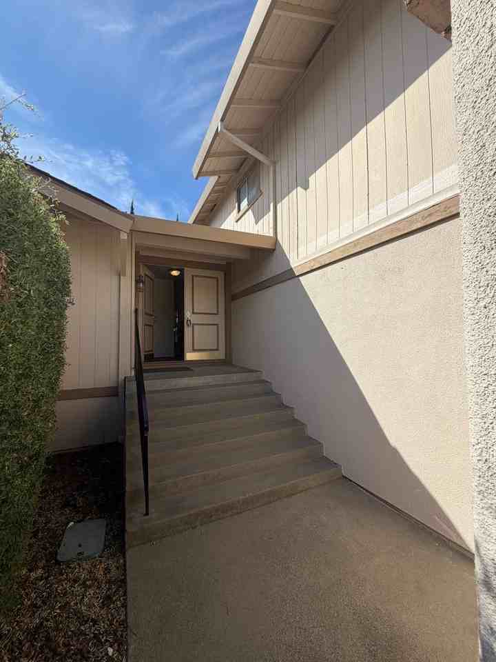 3212 Korovo Ct - Photo 3 of 36