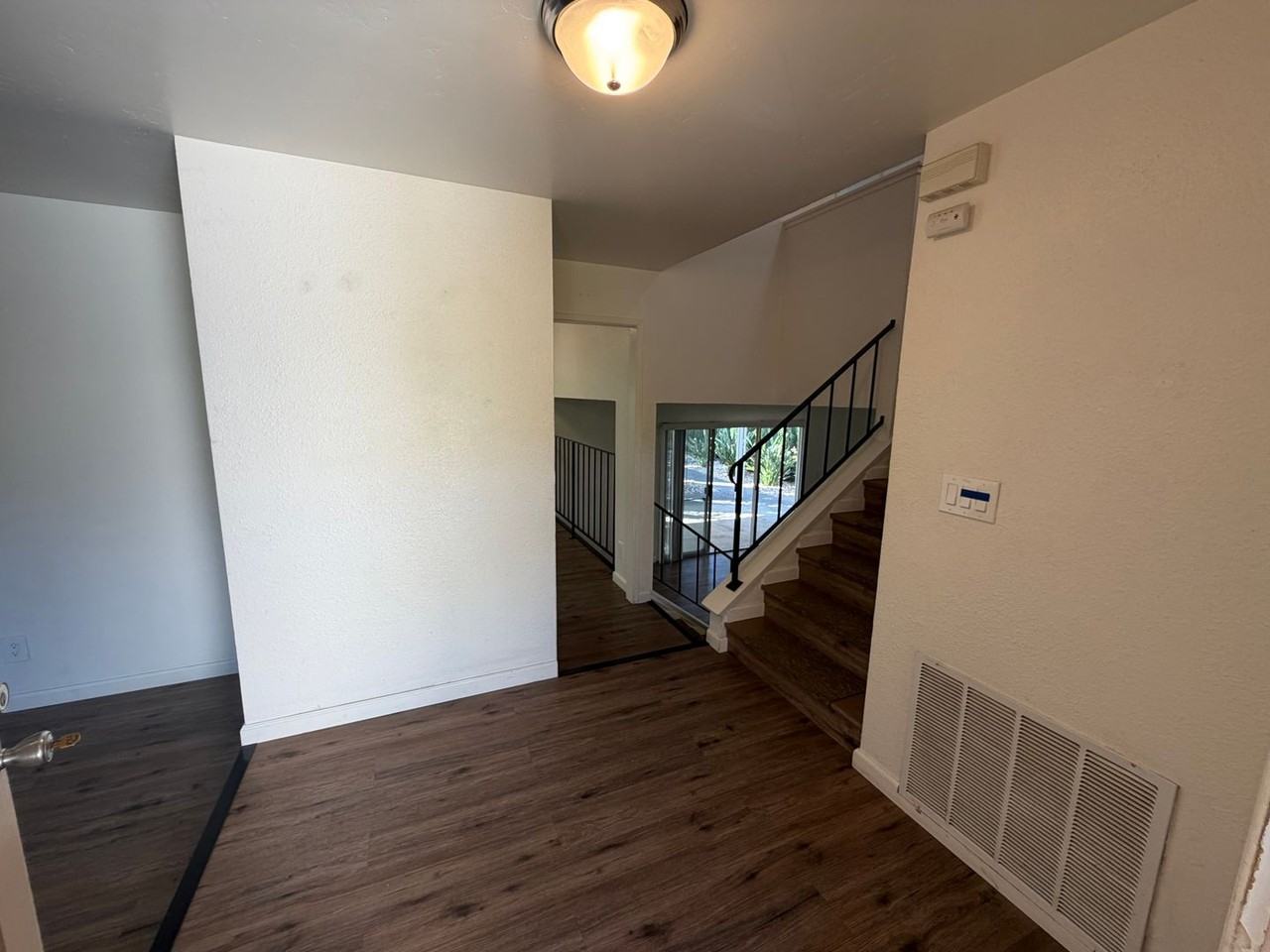 3212 Korovo Ct - Photo 4 of 36