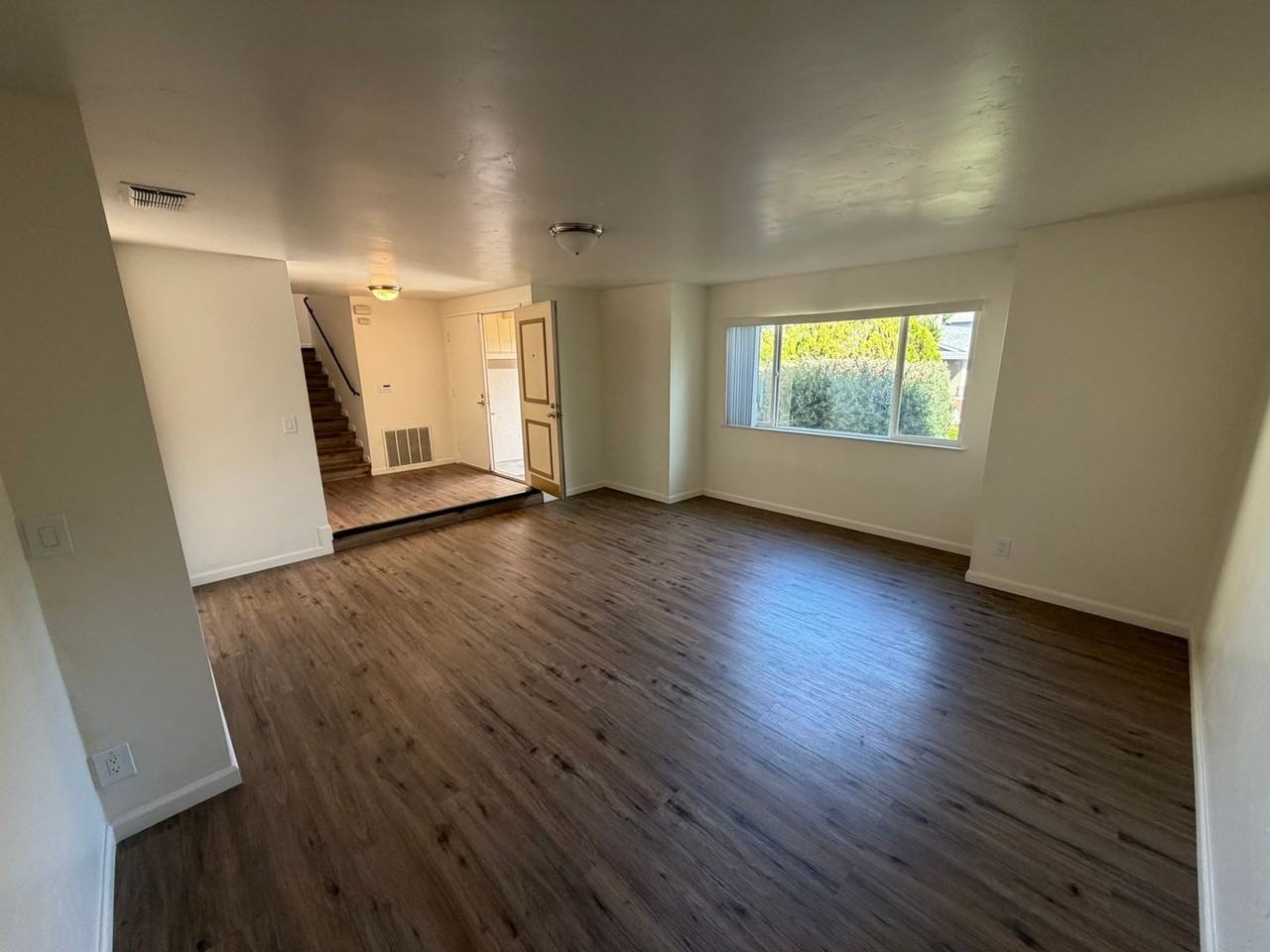 3212 Korovo Ct - Photo 5 of 36
