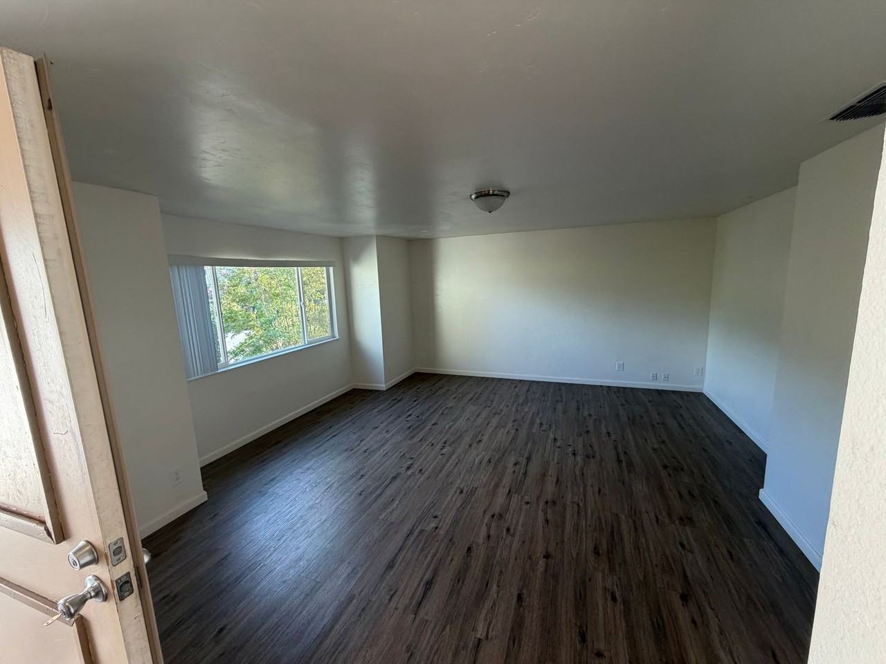 3212 Korovo Ct - Photo 6 of 36