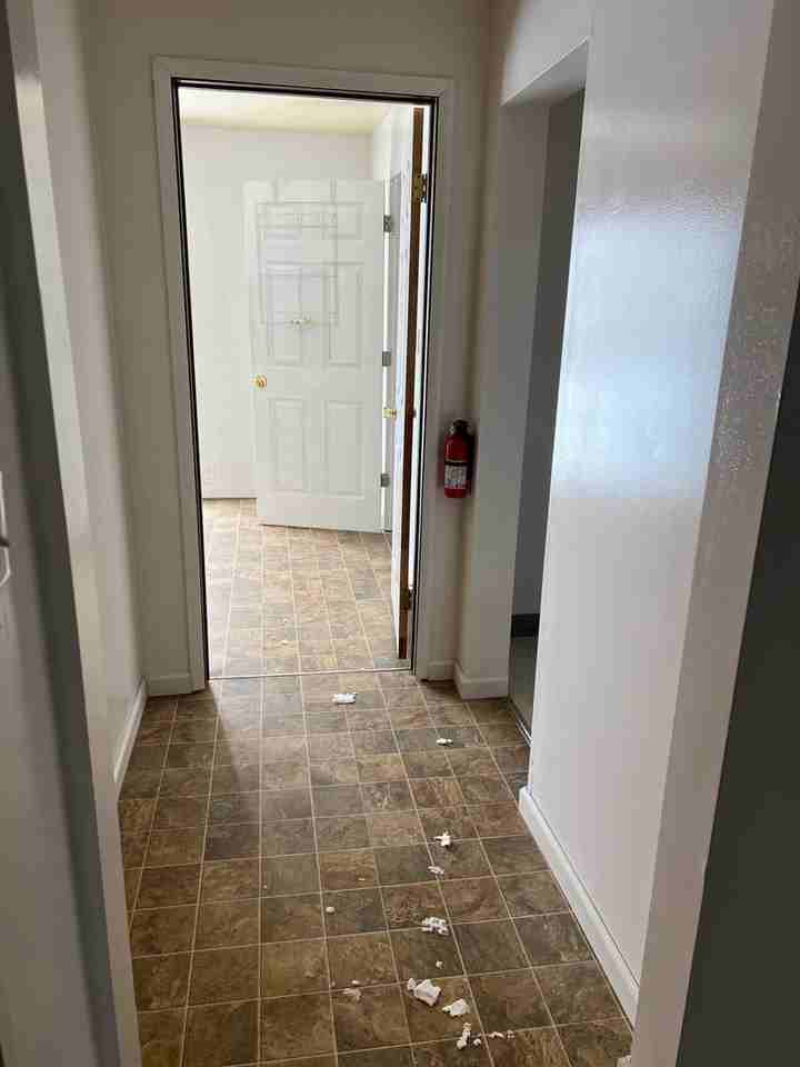 121 7th Ave Se - Photo 6 of 16