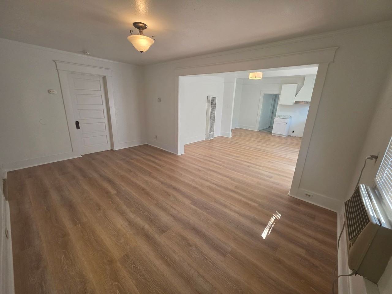 1314 Butte St - Photo 3 of 29
