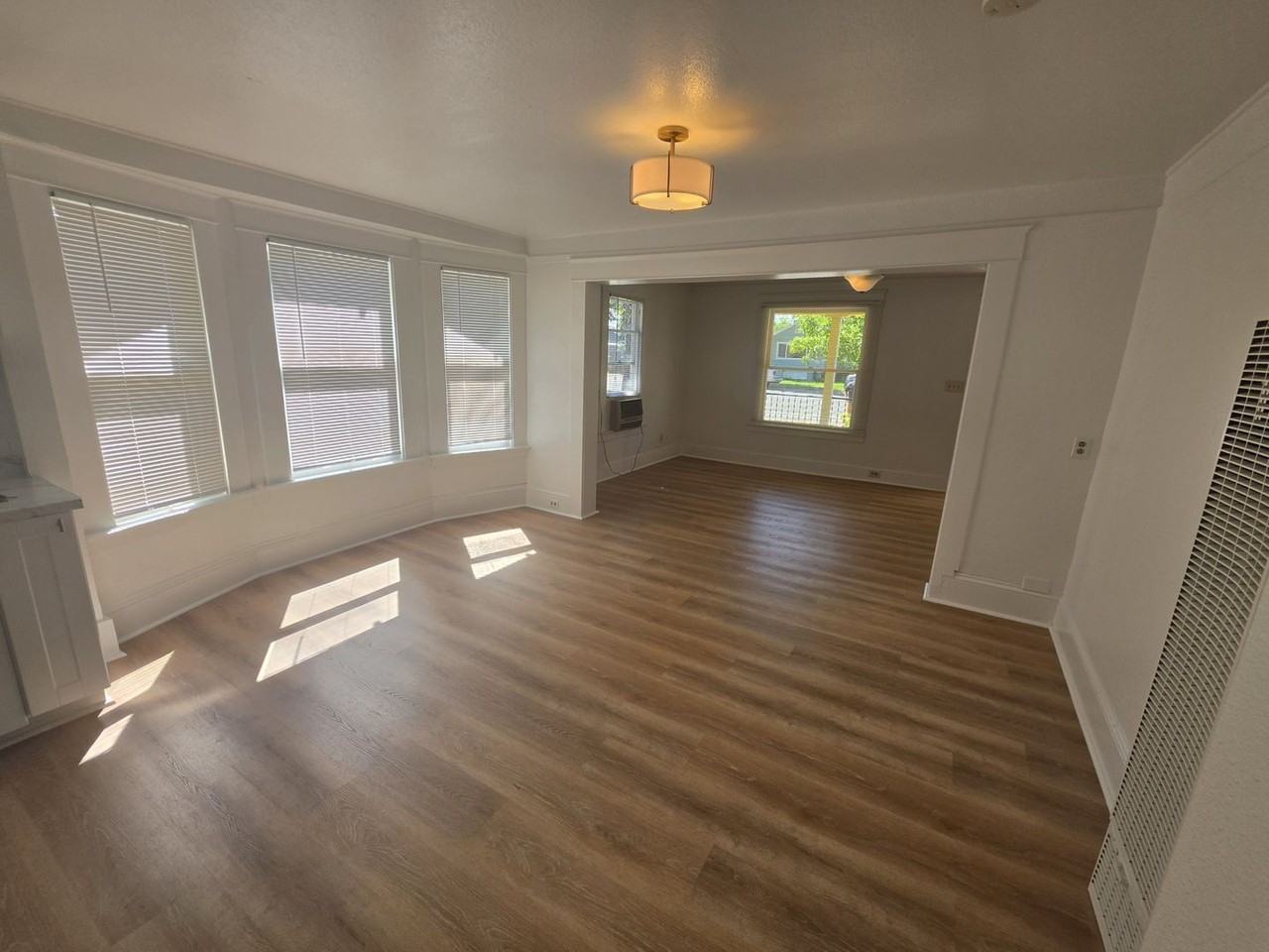 1314 Butte St - Photo 4 of 29