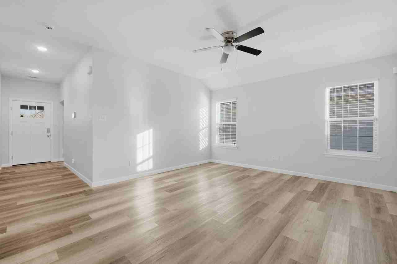 2050 Lillius St - Photo 6 of 25