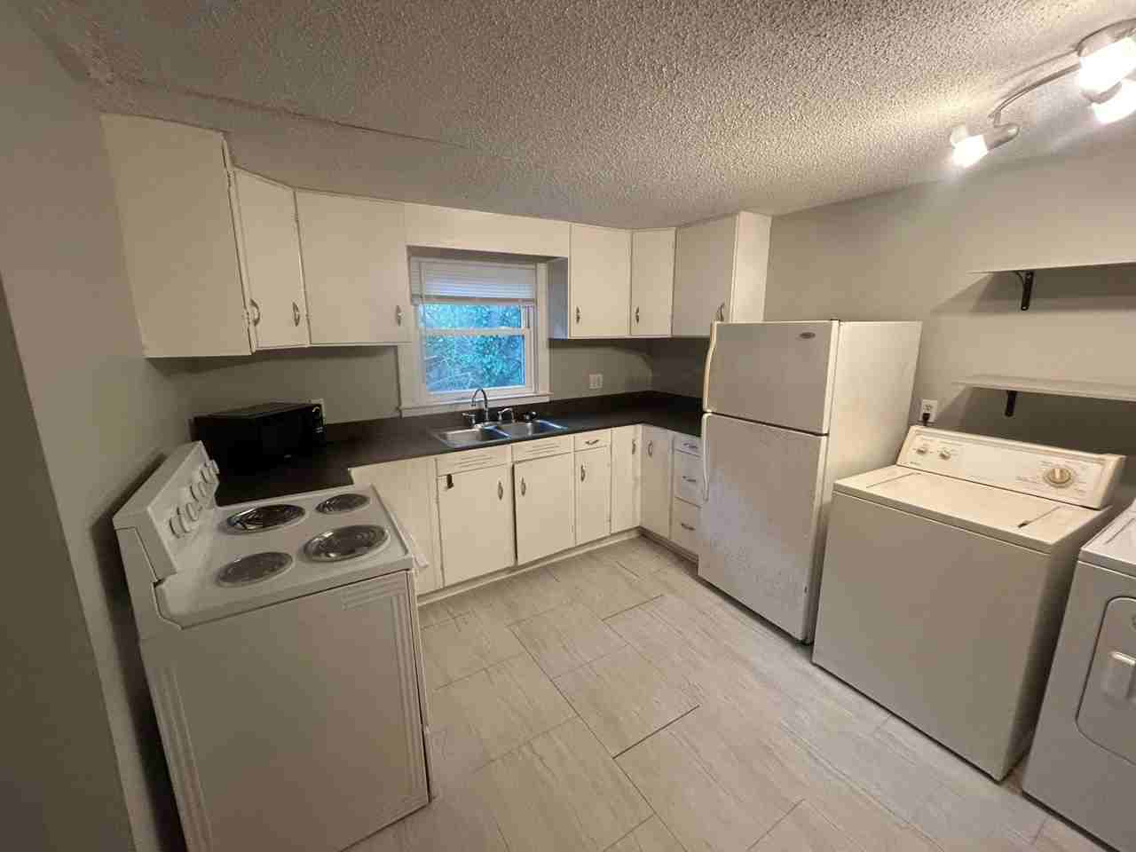 2015-A Holt Dr - Photo 4 of 17