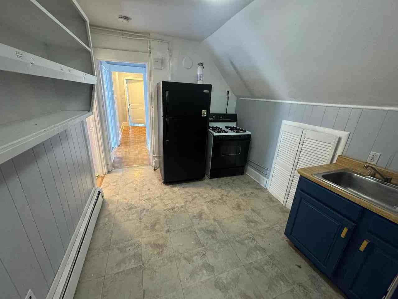 2 Rodney St - Photo 2 of 11