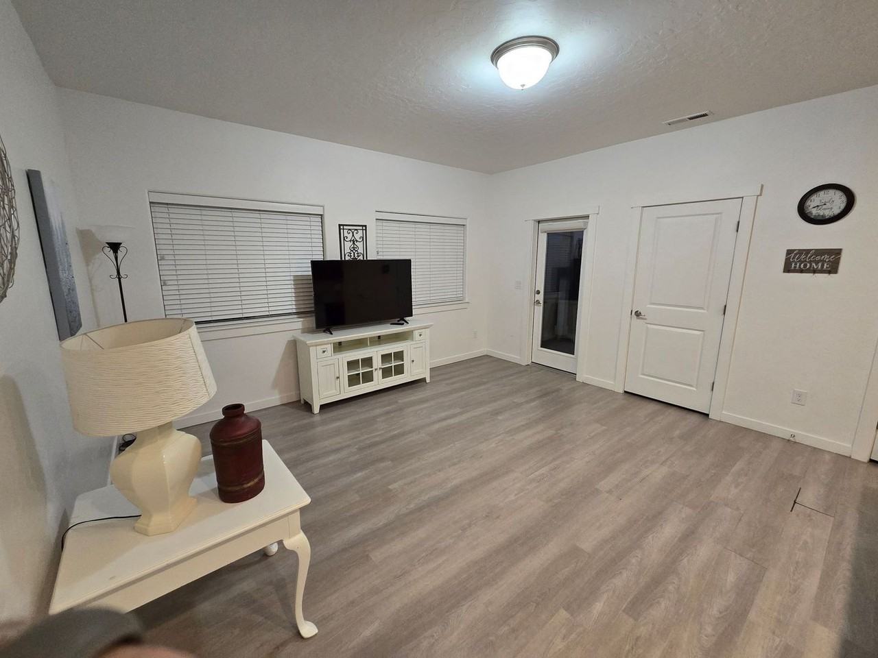 5566 Cherry Ln - Photo 2 of 14