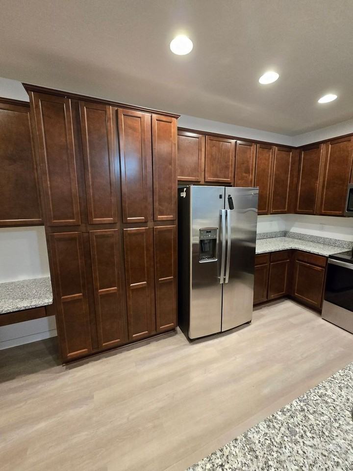 5566 Cherry Ln - Photo 3 of 14