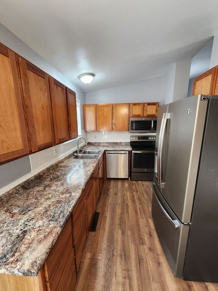 3406 Sw Watson Ave - Photo 7 of 19
