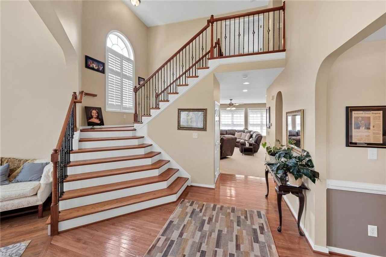 101 Yacht Ct - Photo 4 of 41
