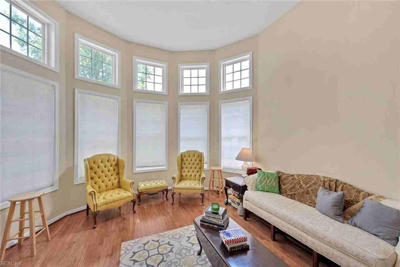 101 Yacht Ct - Photo 6 of 41