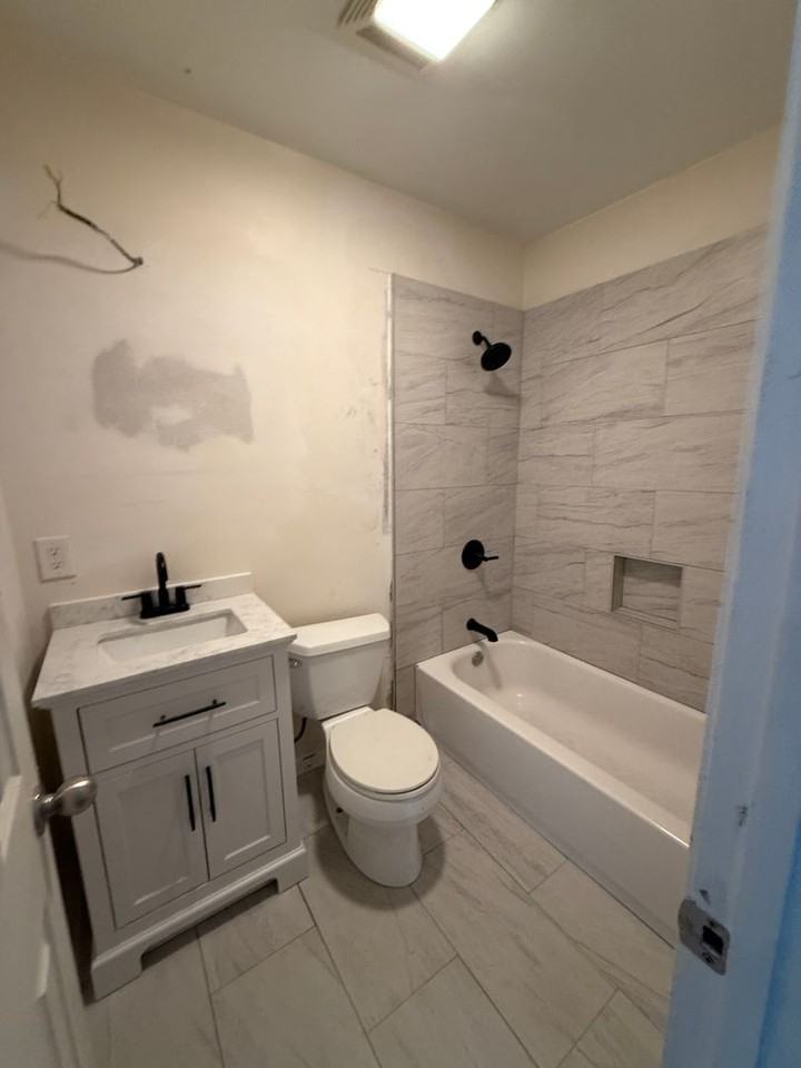 7467 Glenetta Ct - Photo 7 of 8